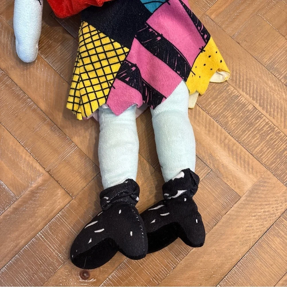 Disney sally 25”